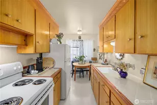 2822 14th Ave W, Seattle, WA 98119 - Photo 7