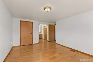 109 Longfellow Ln, Centralia, WA 98531 - Photo 17