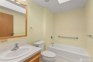 109 Longfellow Ln, Centralia, WA 98531 - Photo 15