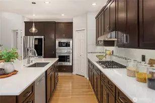 1565 24th Ave NE, Issaquah, WA 98029 - Photo 13