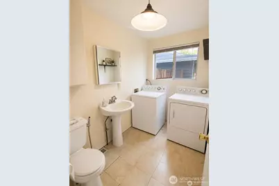 14037 108th Avenue NE, Kirkland, WA 98034 - Photo 15