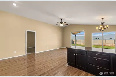 524 N Montclair Avenue, East Wenatchee, WA 98802 - Photo 3