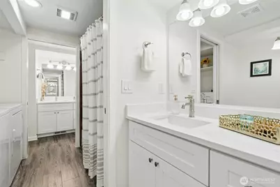 3927 108th Avenue NE #A102, Bellevue, WA 98004 - Photo 13
