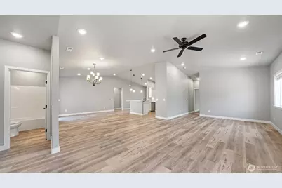 352 E Davis Street, Connell, WA 99326 - Photo 17