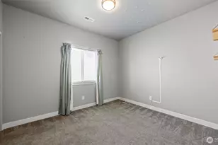 352 E Davis St, Connell, WA 99326 - Photo 19