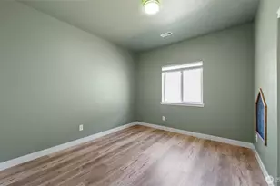 352 E Davis St, Connell, WA 99326 - Photo 21