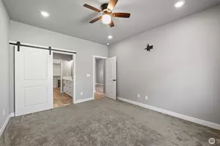352 E Davis St, Connell, WA 99326 - Photo 5