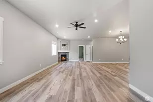 352 E Davis St, Connell, WA 99326 - Photo 23