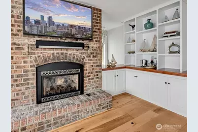11262 Riviera Place NE, Seattle, WA 98125 - Photo 17