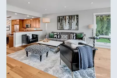 11262 Riviera Place NE, Seattle, WA 98125 - Photo 9