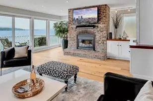 11262 Riviera Pl NE, Seattle, WA 98125 - Photo 15