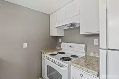 4028 S Lawrence Street, Tacoma, WA 98409 - Photo 5
