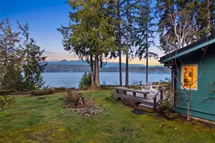6873 NW Brothers View Ln, Silverdale, WA 98383 - Photo 3