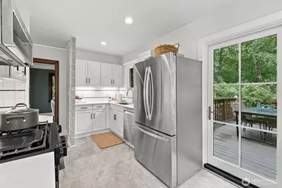 6545 Fauntleroy Way SW, Seattle, WA 98136 - Photo 15
