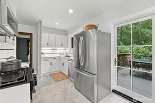6545 Fauntleroy Wy SW, Seattle, WA 98136 - Photo 15