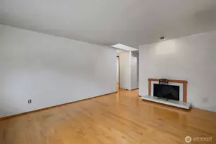 19217 46th Ave NE, Lake Forest Park, WA 98155 - Photo 21