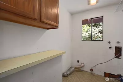 19217 46th Avenue NE, Lake Forest Park, WA 98155 - Photo 13