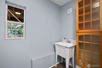 19217 46th Avenue NE, Lake Forest Park, WA 98155 - Photo 31