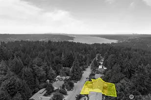 19217 46th Ave NE, Lake Forest Park, WA 98155 - Photo 3