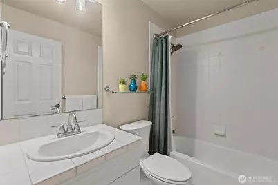 306 240th Place SE, Sammamish, WA 98074 - Photo 17