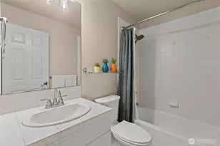 306 240th Pl SE, Sammamish, WA 98074 - Photo 17