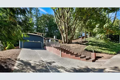 22721 NE 12th Place, Sammamish, WA 98074 - Photo 3