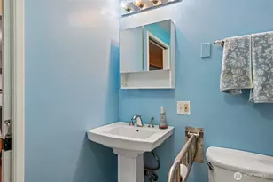 7032 122nd Ave SE, Newcastle, WA 98056 - Photo 23