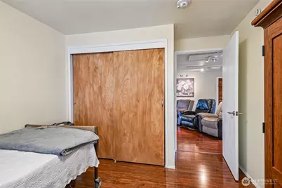 7032 122nd Avenue SE, Newcastle, WA 98056 - Photo 19