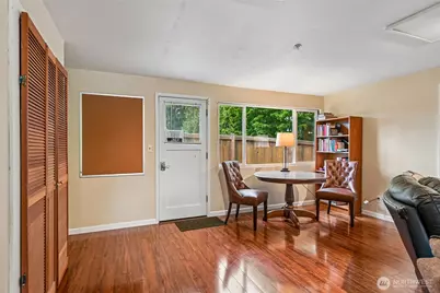 7032 122nd Avenue SE, Newcastle, WA 98056 - Photo 13