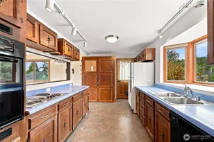 516 V St, Port Townsend, WA 98368 - Photo 7