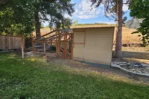 2120 Deerpath Dr, Oroville, WA 98844 - Photo 33