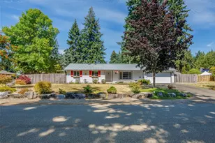 8304 3rd Ave SE, Olympia, WA 98513 - Photo 3