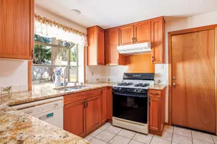 8304 3rd Ave SE, Olympia, WA 98513 - Photo 9