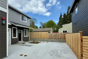 648 B SW 139th St, Burien, WA 98166 - Photo 17