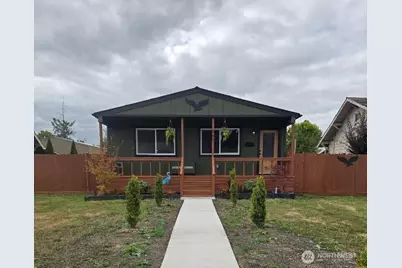 557 SW Pacific Avenue, Chehalis, WA 98532 - Photo 1