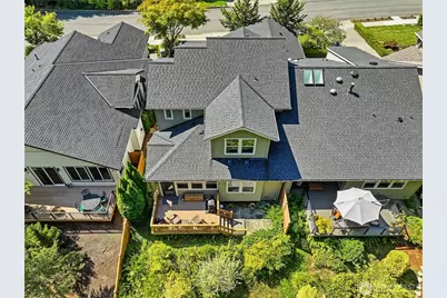 12026 Big Leaf Way NE, Redmond, WA 98053 - Photo 33