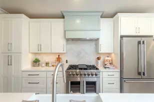 3820 Burke Ave N, Seattle, WA 98103 - Photo 13