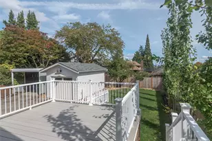 3820 Burke Ave N, Seattle, WA 98103 - Photo 35
