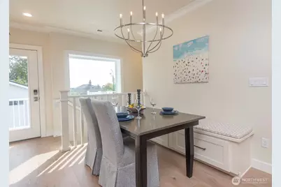 3820 Burke Avenue N, Seattle, WA 98103 - Photo 15