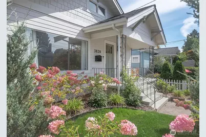 3820 Burke Avenue N, Seattle, WA 98103 - Photo 1