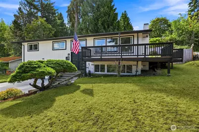 810 19th Avenue SE, Puyallup, WA 98372 - Photo 1