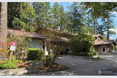 1551 116th Avenue NE, Bellevue, WA 98004 - Photo 5