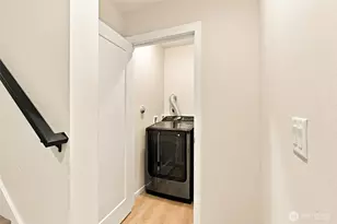 1118 16th Ave, Seattle, WA 98122 - Photo 19