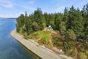 328 NE Oyster Point Dr, Poulsbo, WA 98370 - Photo 1