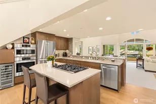 450 Wood Ave SW, Bainbridge Island, WA 98110 - Photo 13