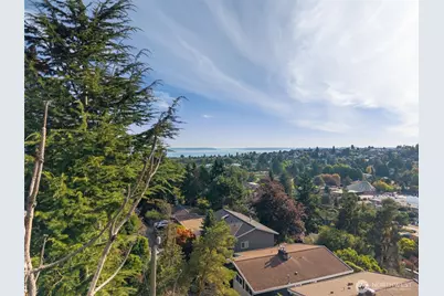 3226 30th Avenue W, Seattle, WA 98199 - Photo 27