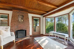 3226 30th Ave W, Seattle, WA 98199 - Photo 9