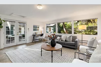 3226 30th Avenue W, Seattle, WA 98199 - Photo 19