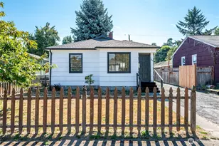 228 24th Ave, Longview, WA 98632 - Photo 1