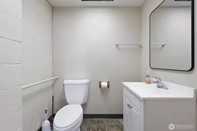 5701 Capitol Boulevard SW, Olympia, WA 98501 - Photo 11